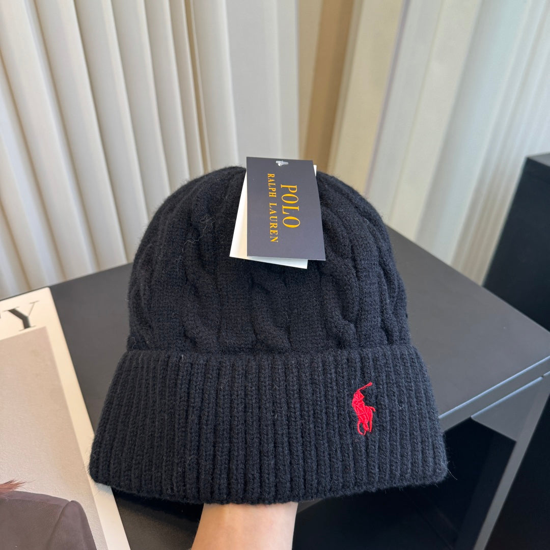 Beanie - image 4