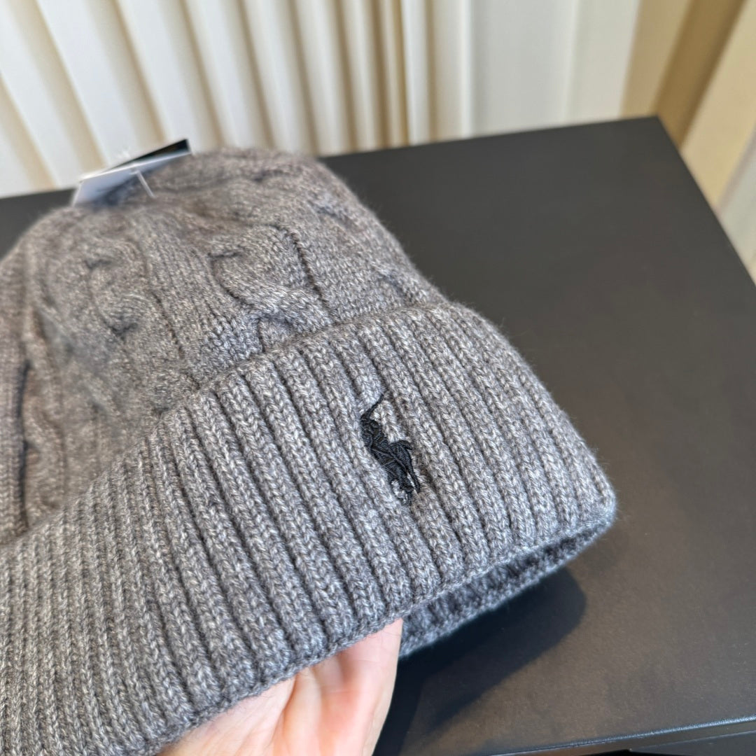 Beanie - image 5