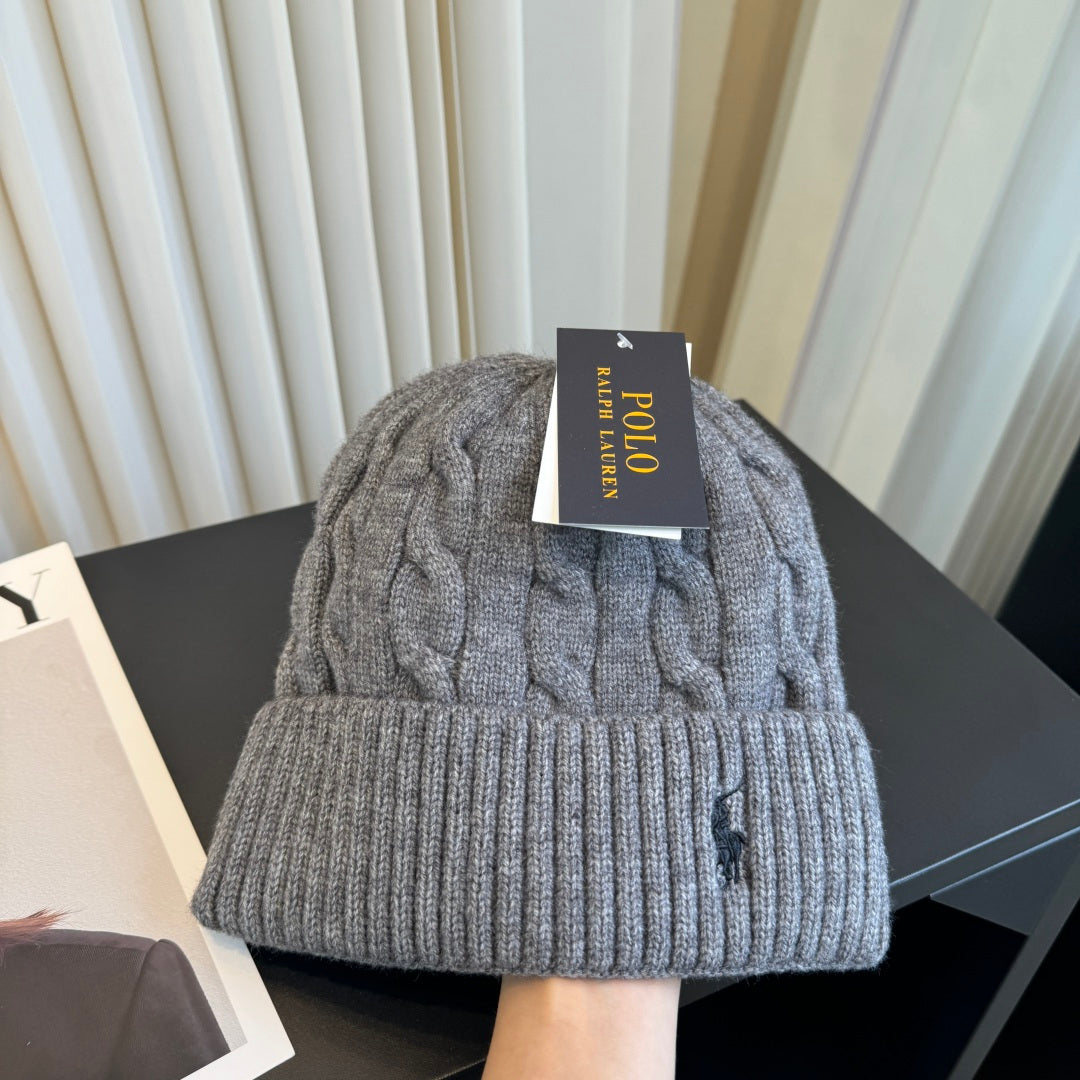 Beanie - image 4