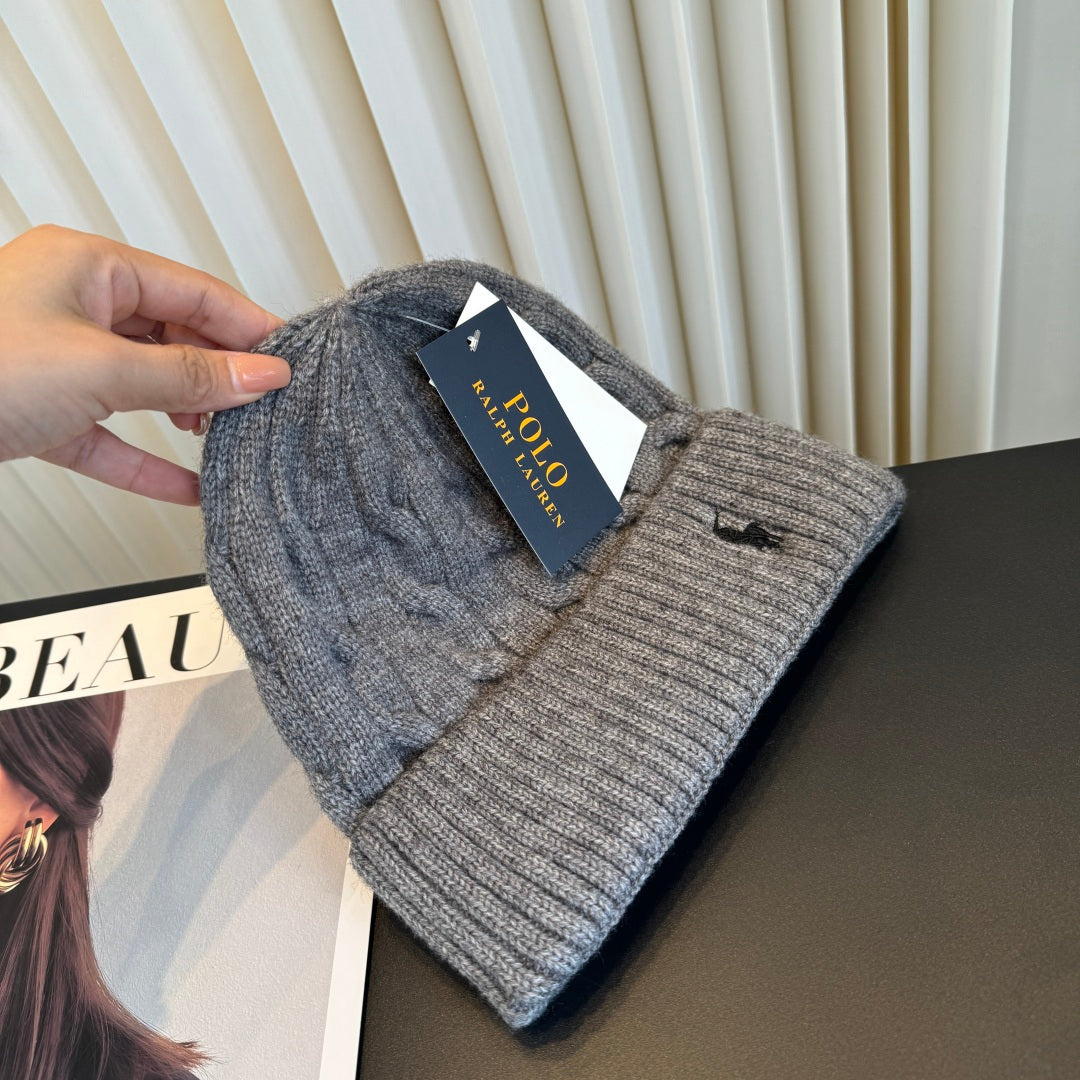 Beanie - image 8
