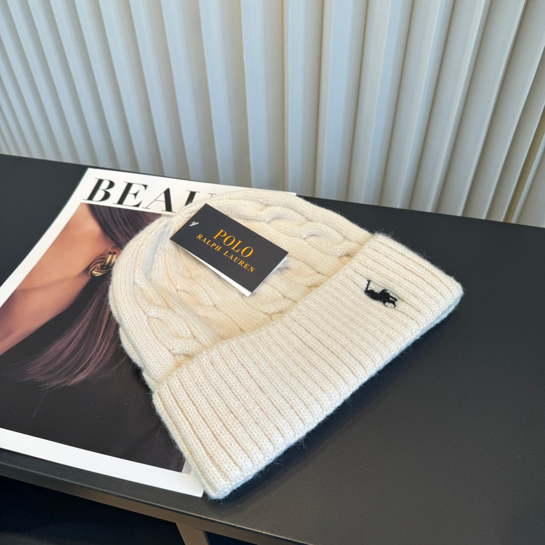 Beanie - image 3