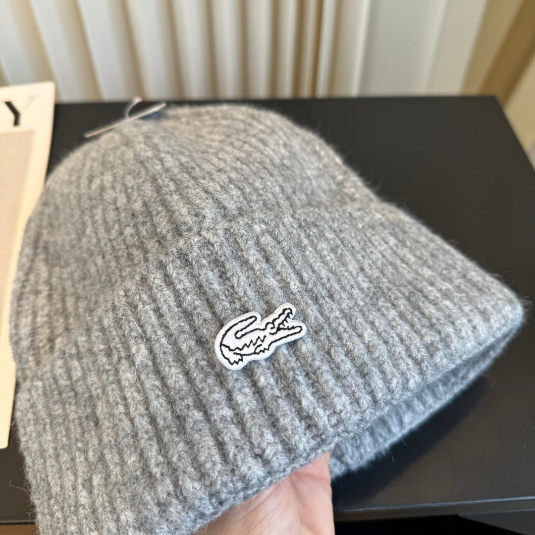 Beanie - image 4