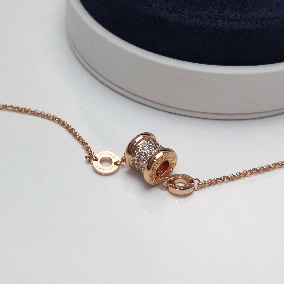 Martin Graham bracelet in polished metal-tone – side detail