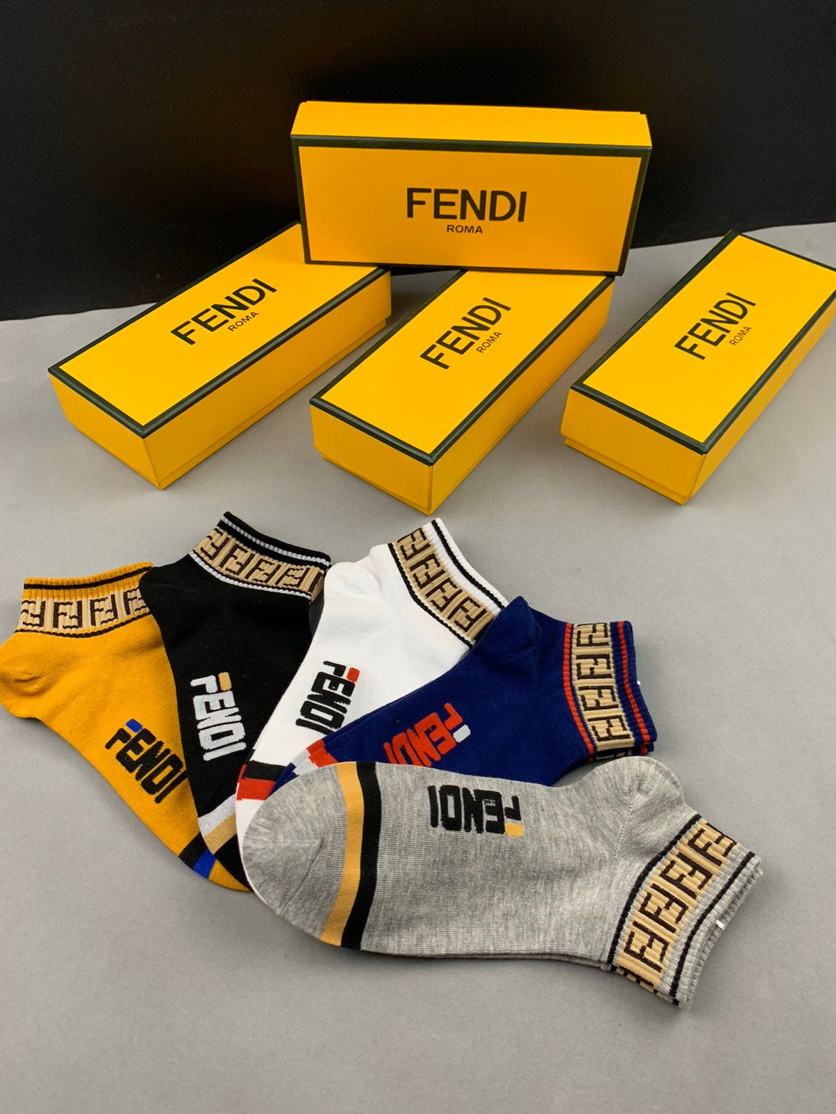 Fendi Wordmark And Letter-Pattern Details No-Show Socks - 5-Pair Set