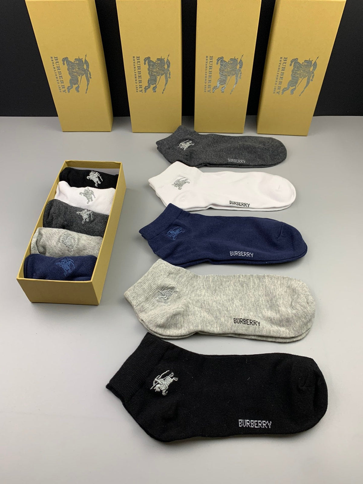 Burberry Cotton Breathable Socks – 5-Pair Pack