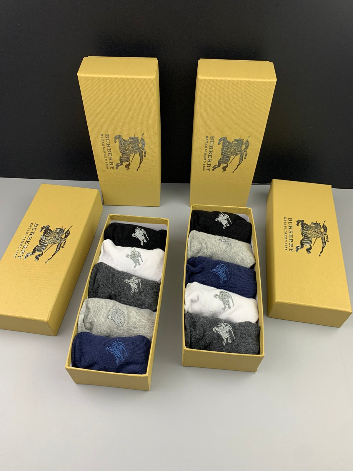 Burberry Small Horse Graphics Ankle Socks - 5-Pair Set