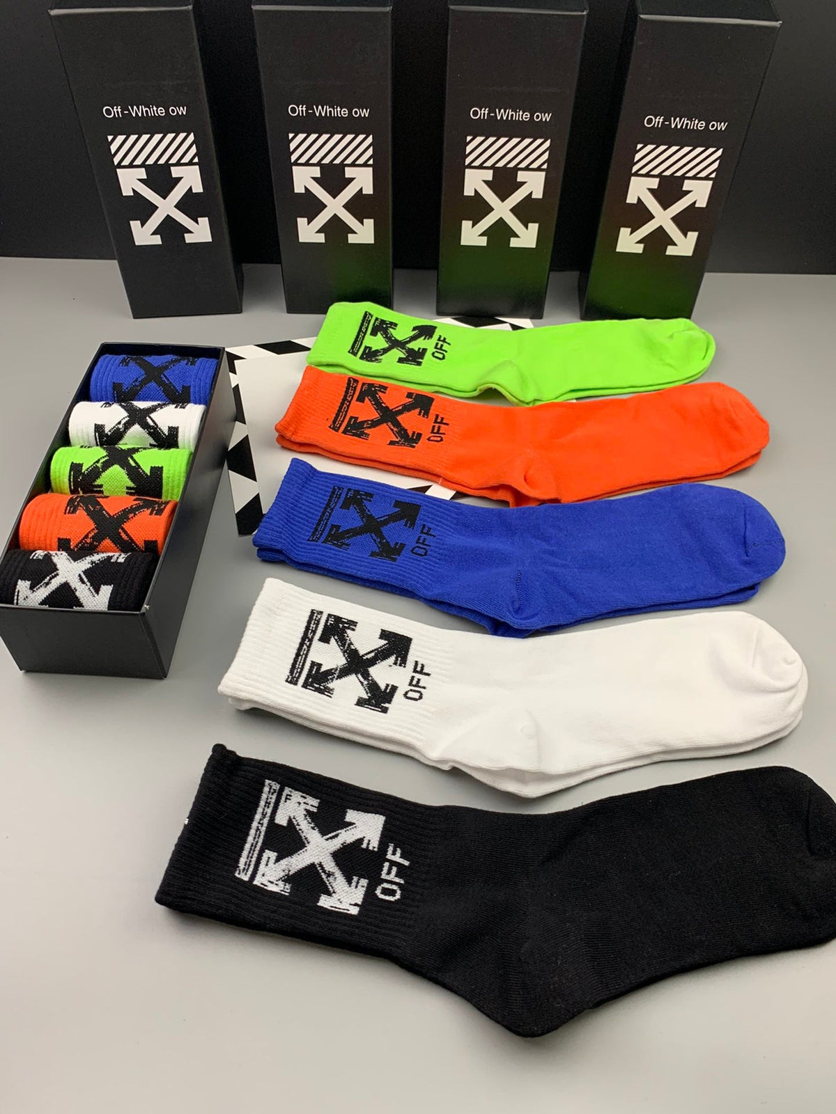 Off-White Cotton Crew Socks
