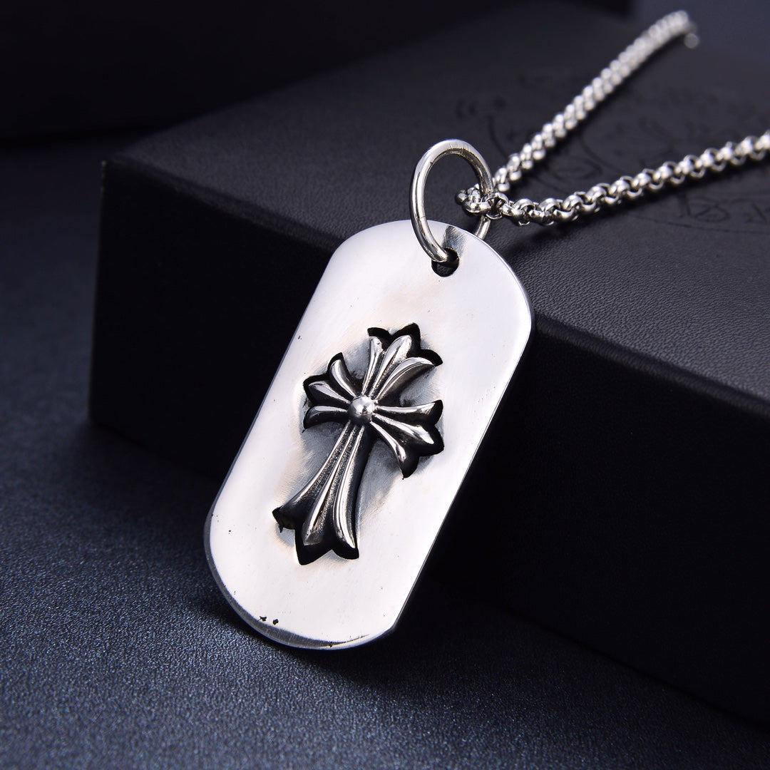 Martin Graham pendant in polished metal-tone – front product view