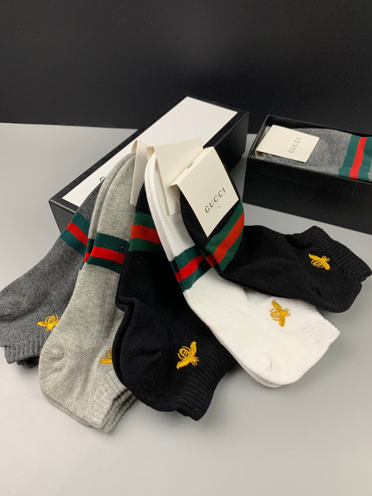 Gucci Bee Web-Stripe Ankle Socks