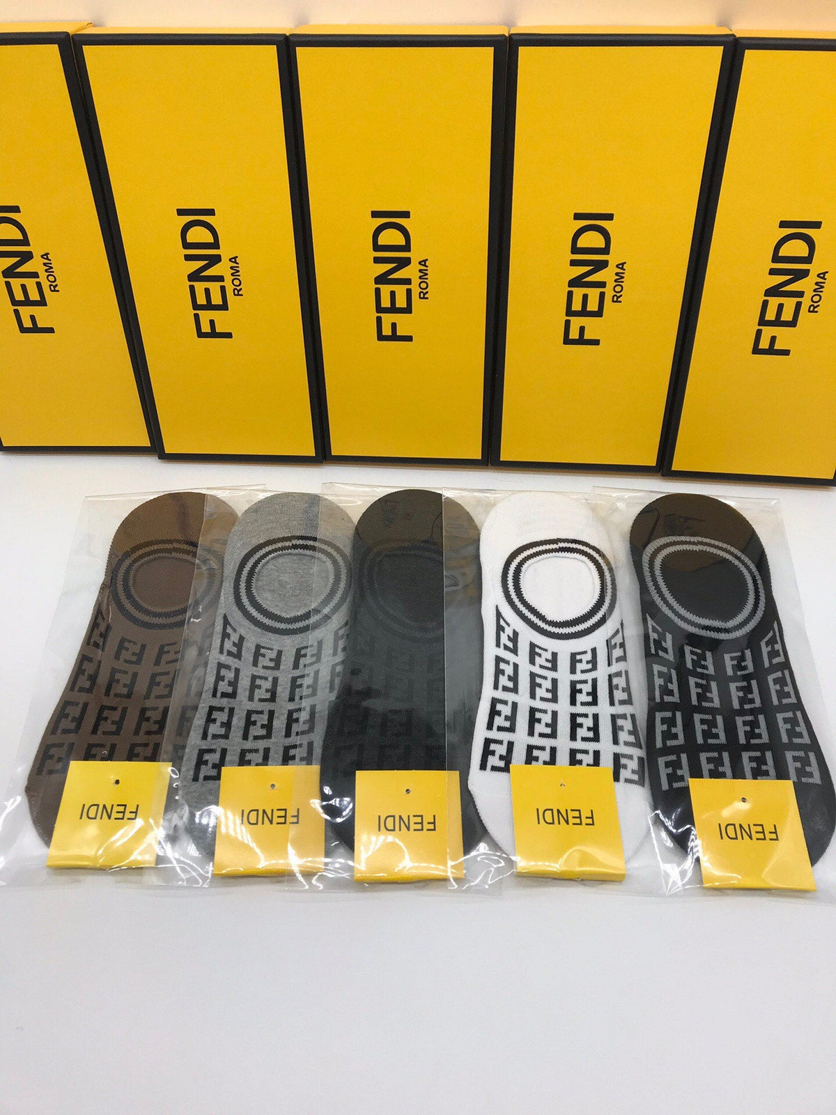 Fendi Circular Letter-Pattern Details No-Show Socks - 5-Pair Set