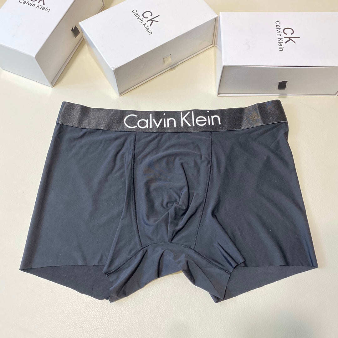 Calvin Klein Visible Waistband, Colour And Emblem Details Men's Boxer Briefs - 3-Piece Box
