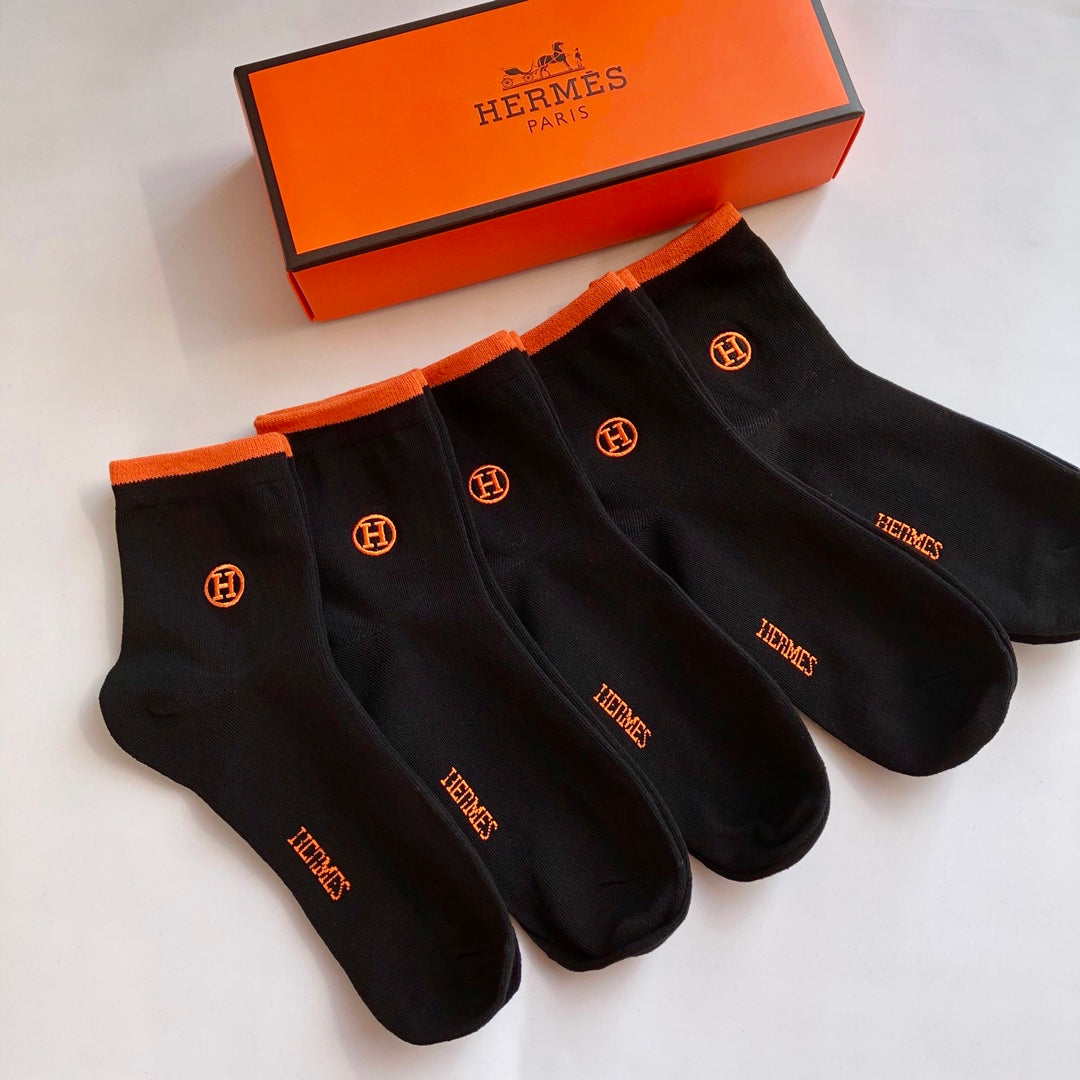 Hermes Orange Cuffs And Small Emblem Details Crew Socks - 5-Pair Set
