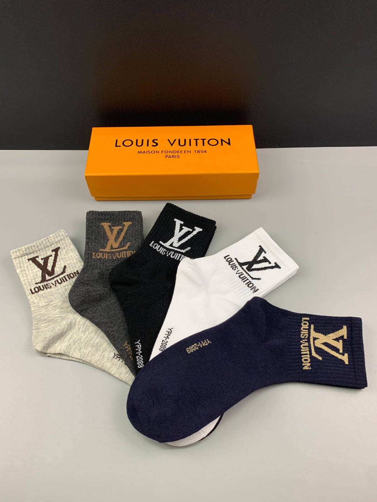 Louis Vuitton Cotton Crew Socks