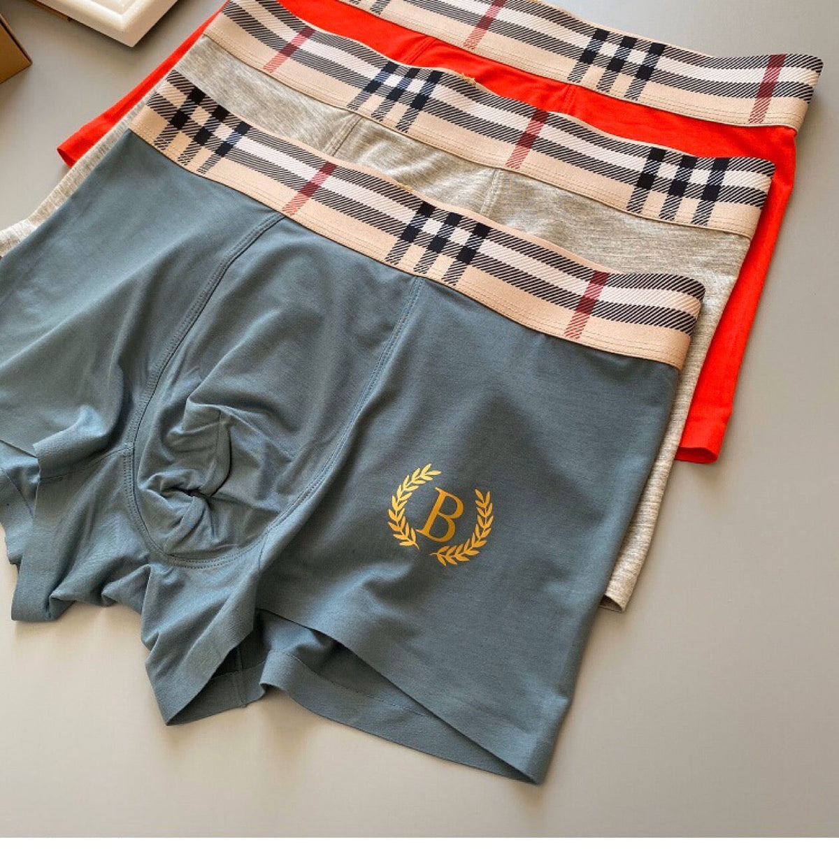 Burberry Visible Branded Waistband Or Emblem Details Men's Boxer Briefs - 3-Piece Box