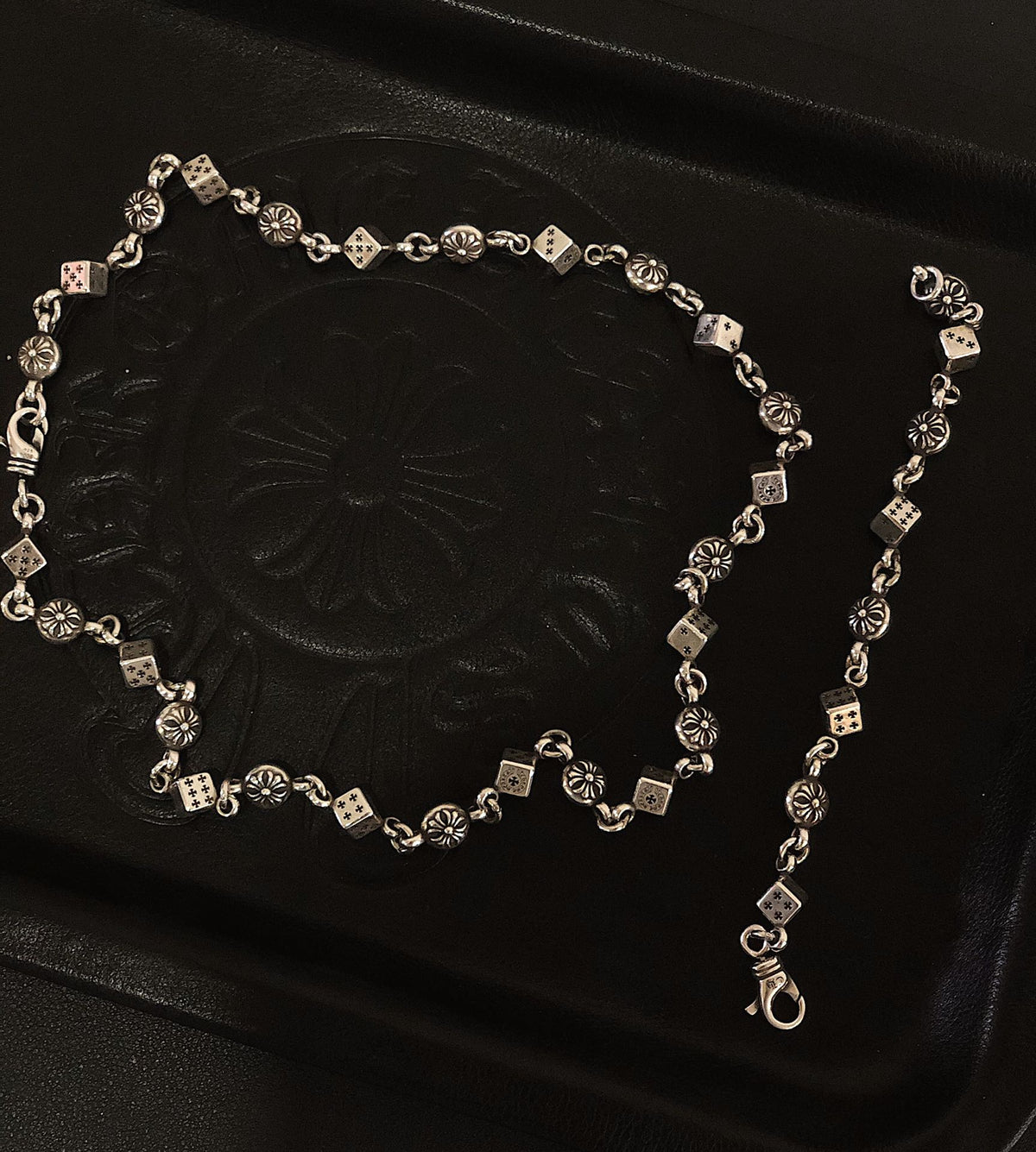 Martin Graham pendant necklace in polished metal-tone – detail view