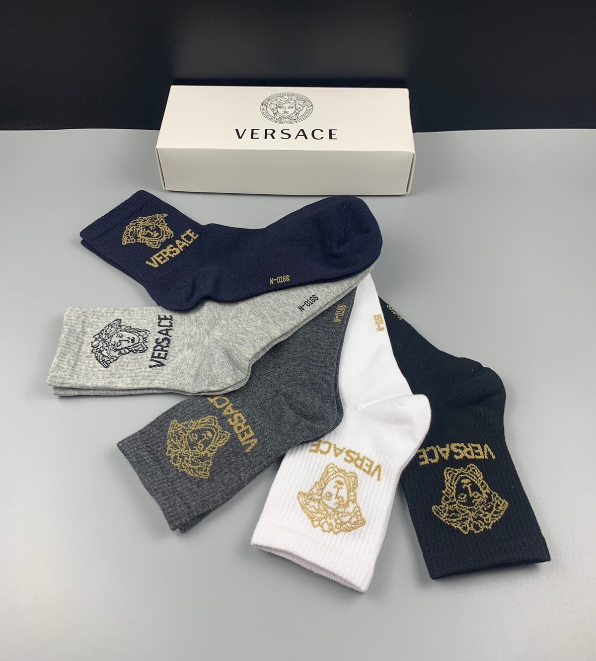 Versace Gold-Tone Medallion Graphics Ankle Socks - 5-Pair Set