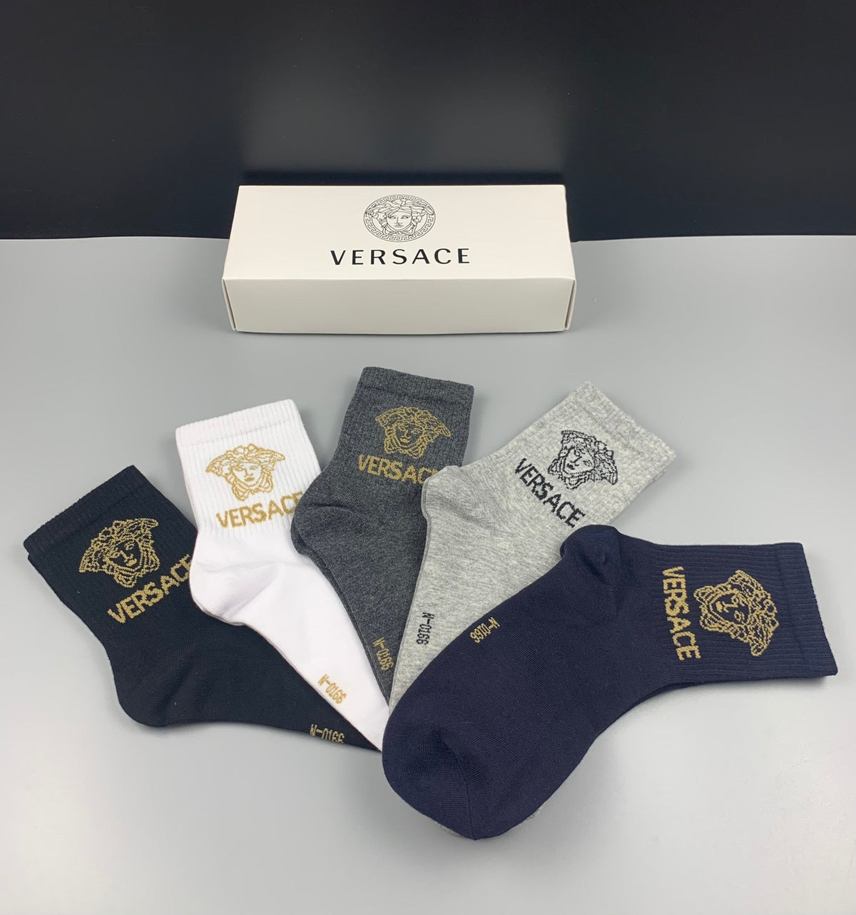 Versace Gold-Tone Medallion Graphics Ankle Socks - 5-Pair Set