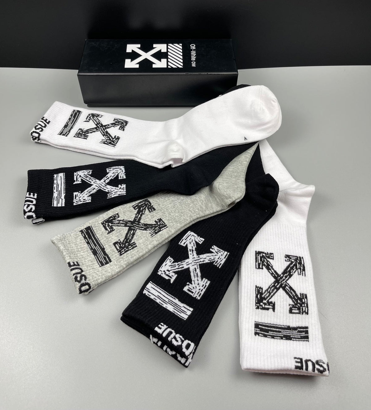 Off-White Arrow Graphics Crew Socks - 5-Pair Set