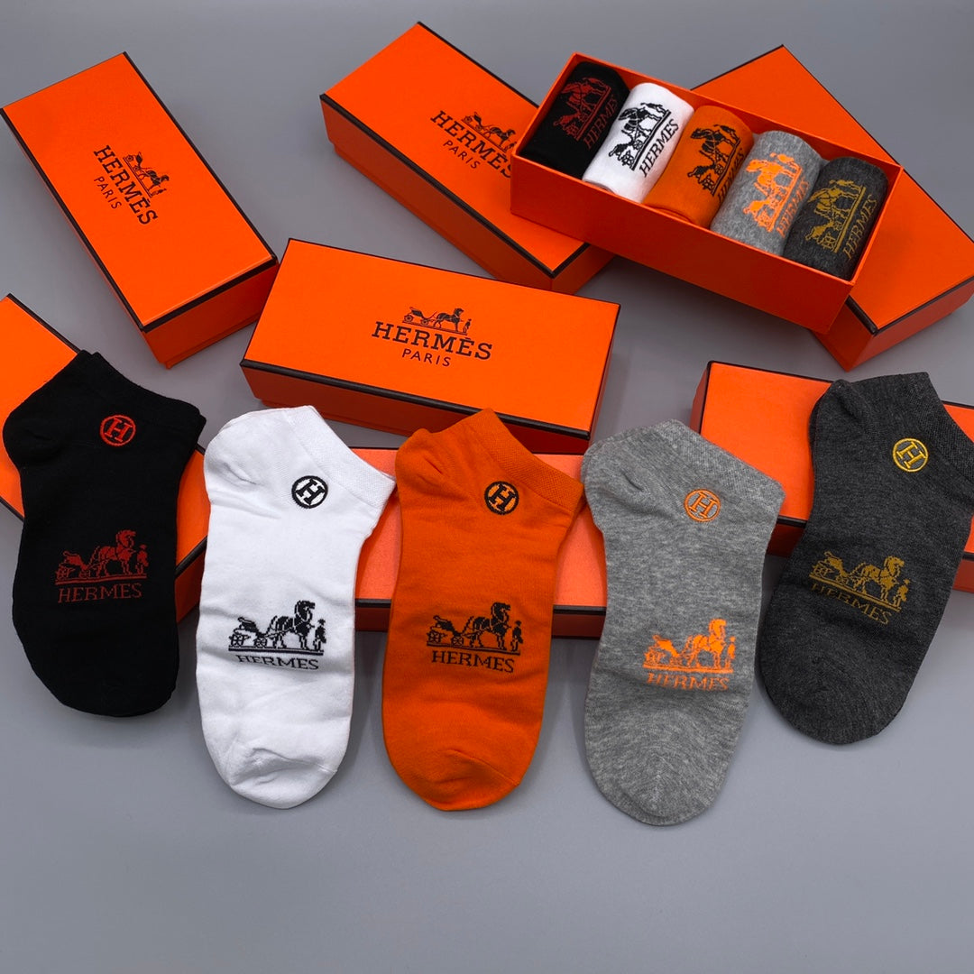 Hermes Visible Branded Cuff Or Emblem Details No-Show Socks - 5-Pair Set