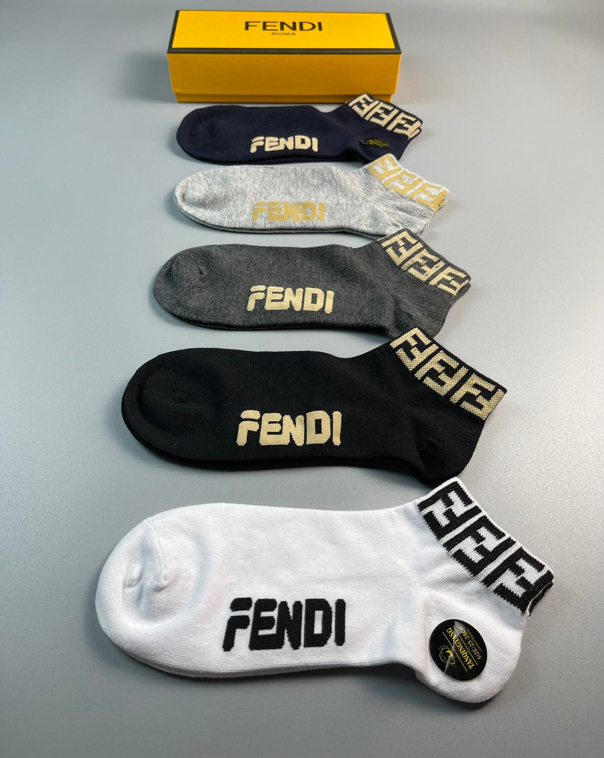 Fendi Wordmark And Letter-Pattern Details No-Show Socks - 5-Pair Set