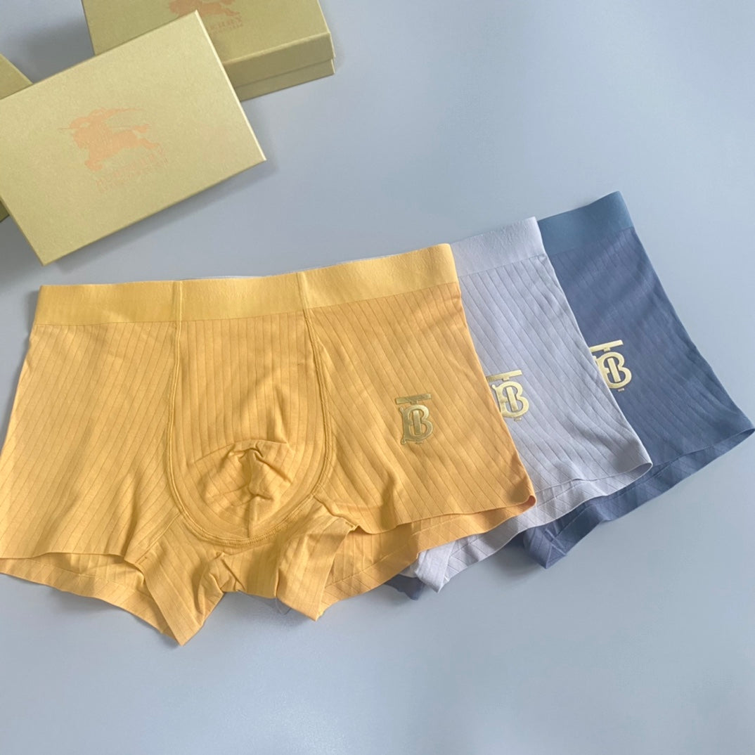 Burberry Visible Branded Waistband Or Emblem Details Men's Boxer Briefs - 3-Piece Box
