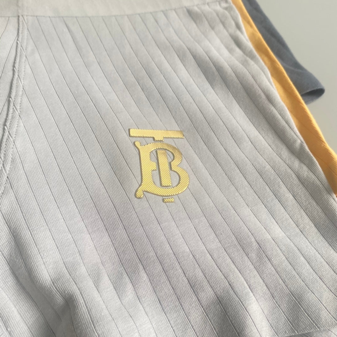 Burberry Visible Branded Waistband Or Emblem Details Men's Boxer Briefs - 3-Piece Box