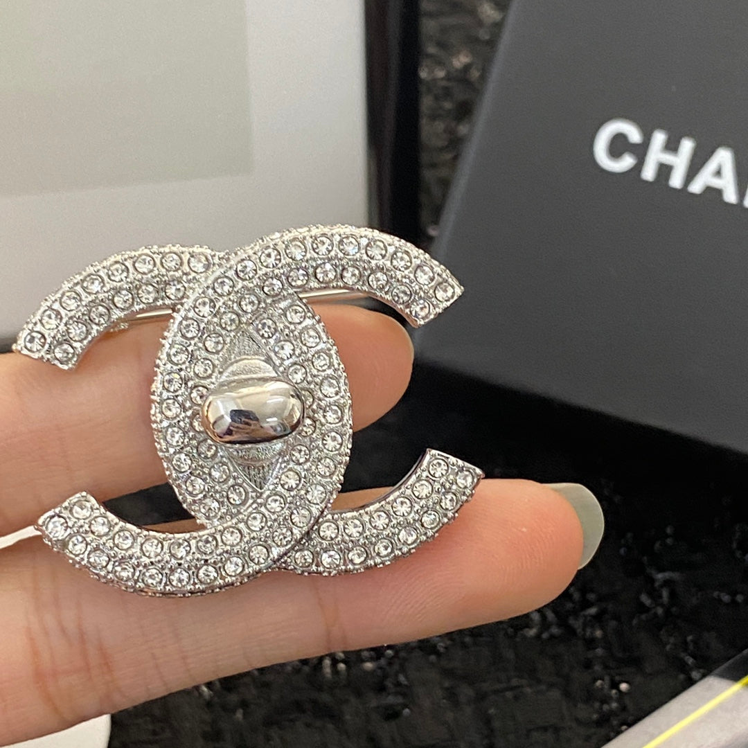 Martin Graham brooch in polished metal-tone – front product view