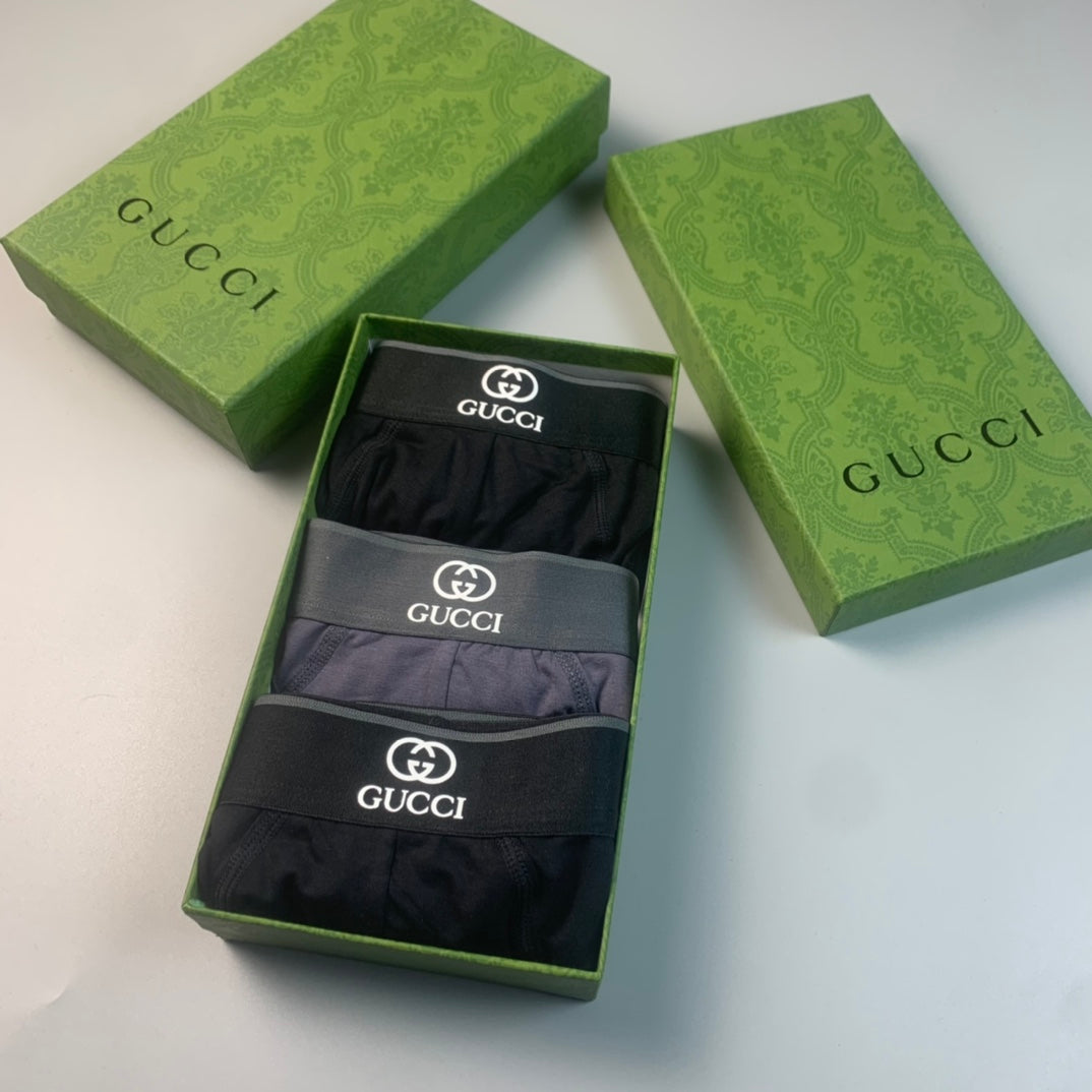 Gucci Monochrome Logo Men's Briefs - 3-Piece Box