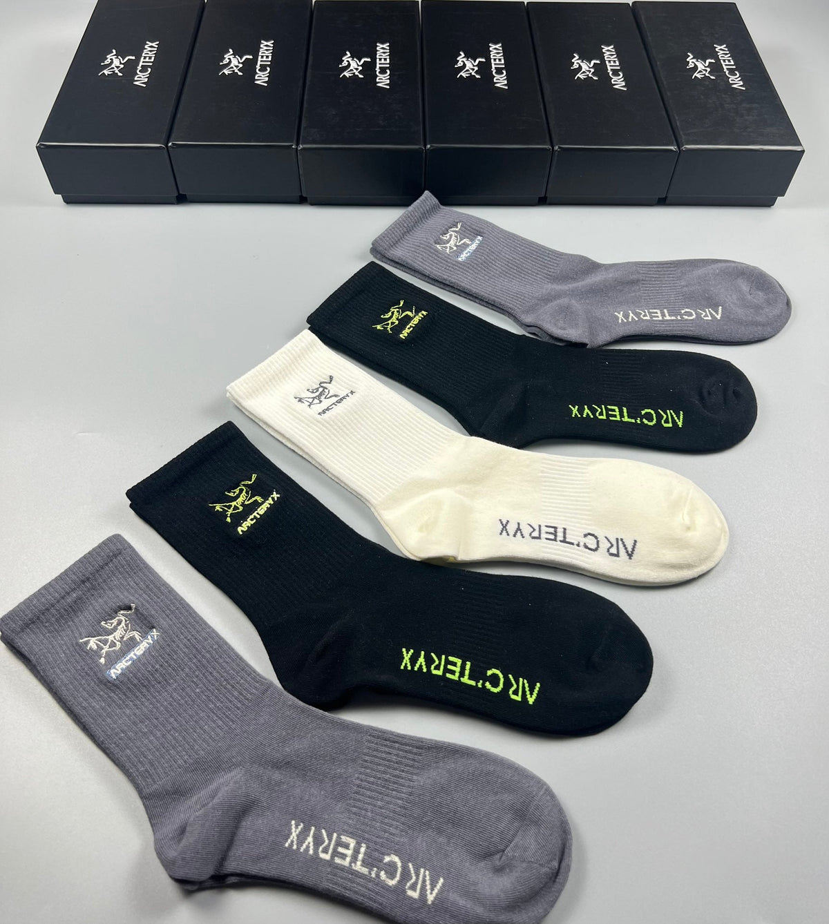Arc'teryx Cotton Crew Socks - 5-Pair Pack