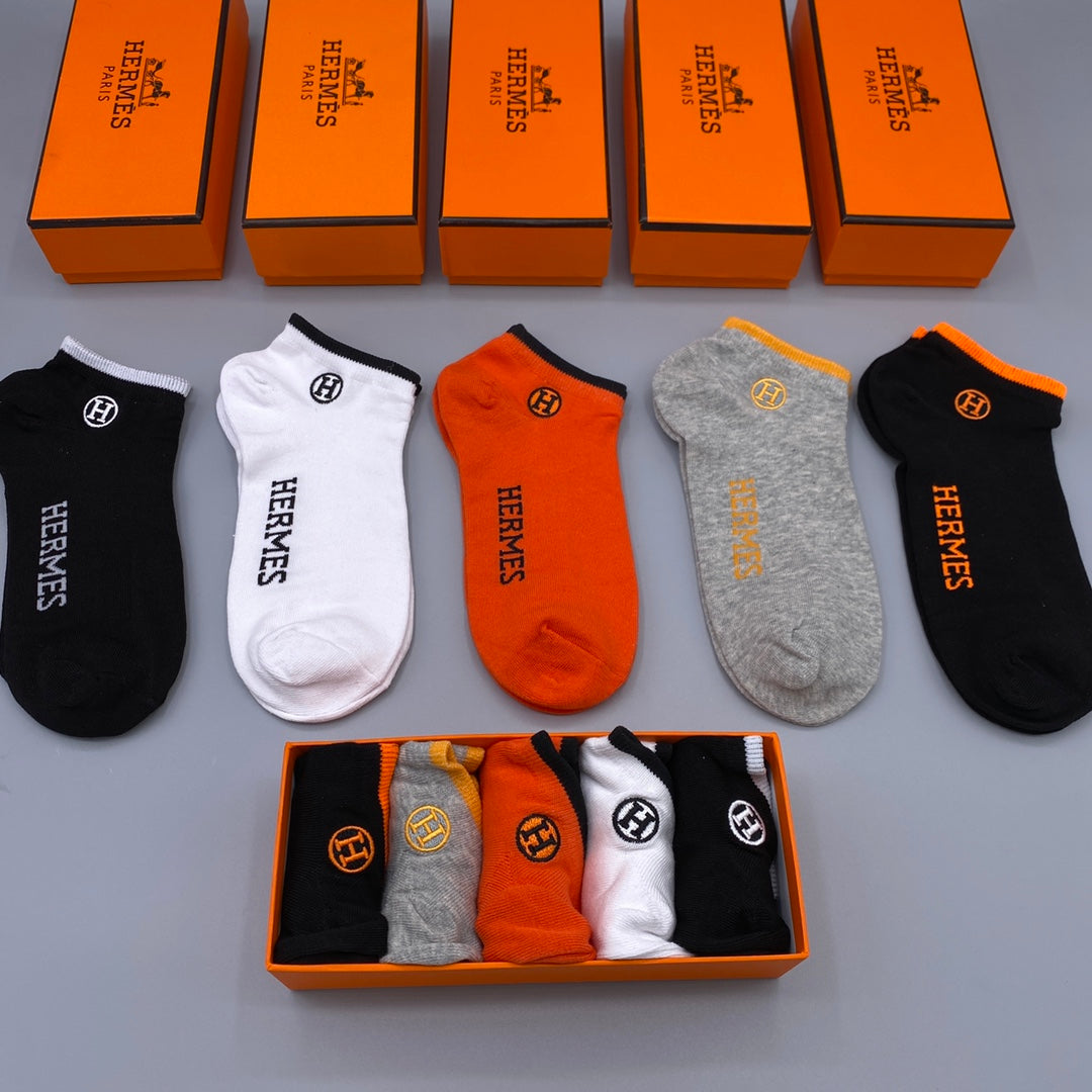 Hermes Cotton Visible Branded Cuff Or Emblem Details Crew Socks - 5-Pair Set