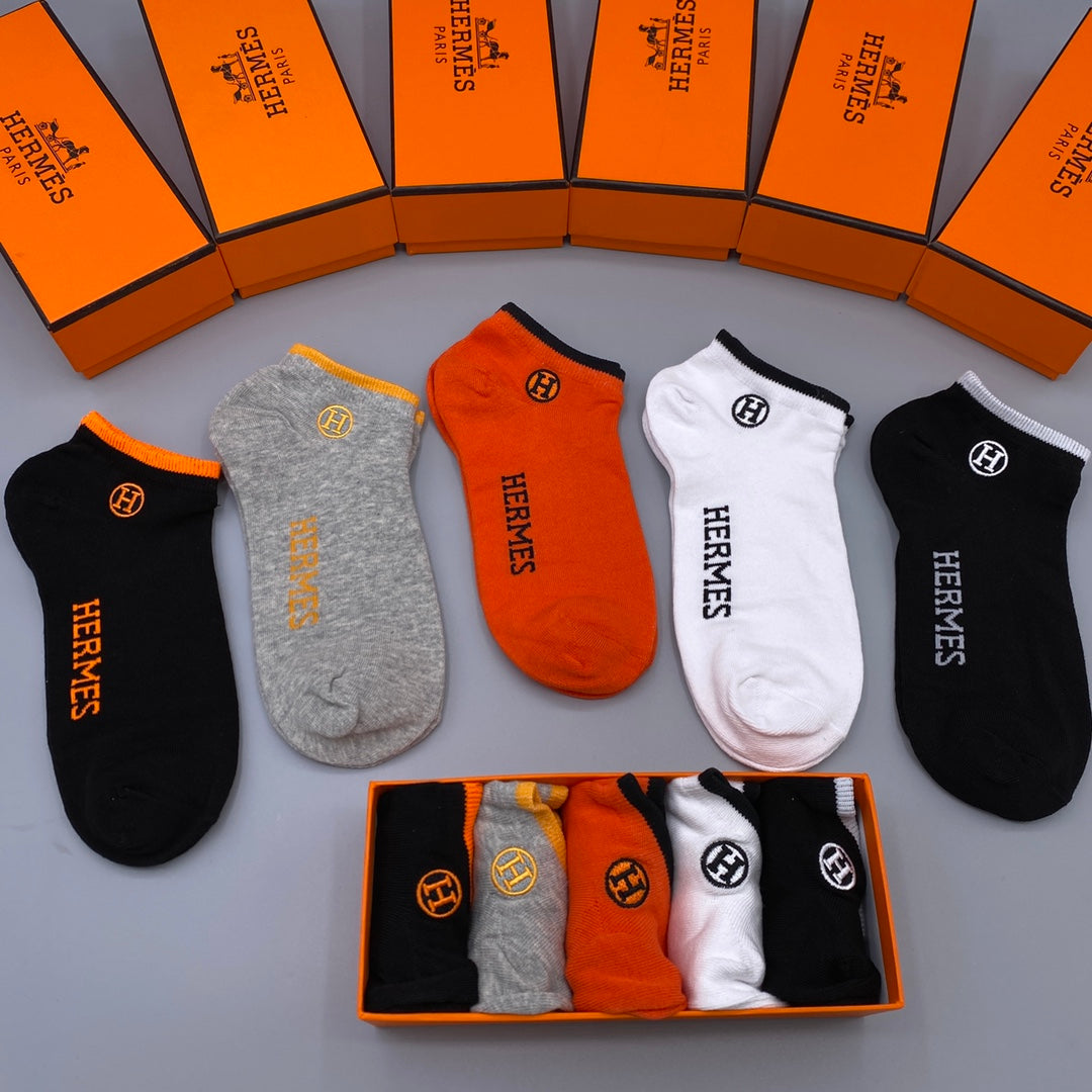 Hermes Cotton Visible Branded Cuff Or Emblem Details Crew Socks - 5-Pair Set