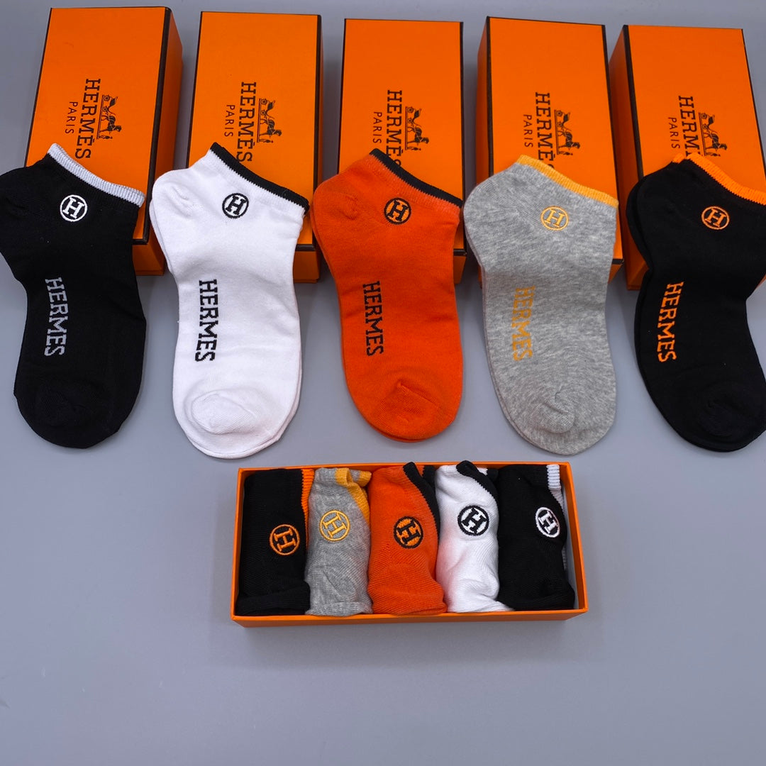 Hermes Cotton Visible Branded Cuff Or Emblem Details Crew Socks - 5-Pair Set