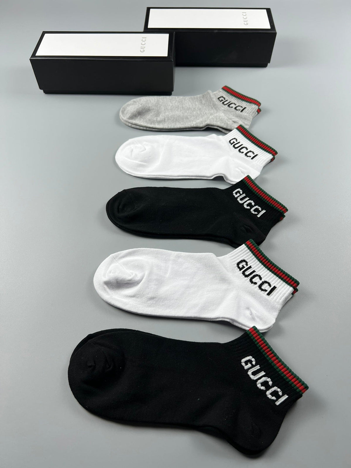 Gucci Contrast Wordmarks No-Show Socks - 5-Pair Set
