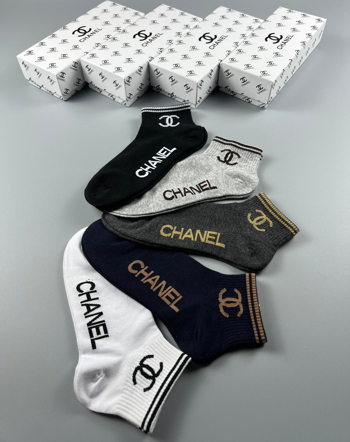 Chanel Wordmark And Emblem Details Ankle Socks - 5-Pair Set