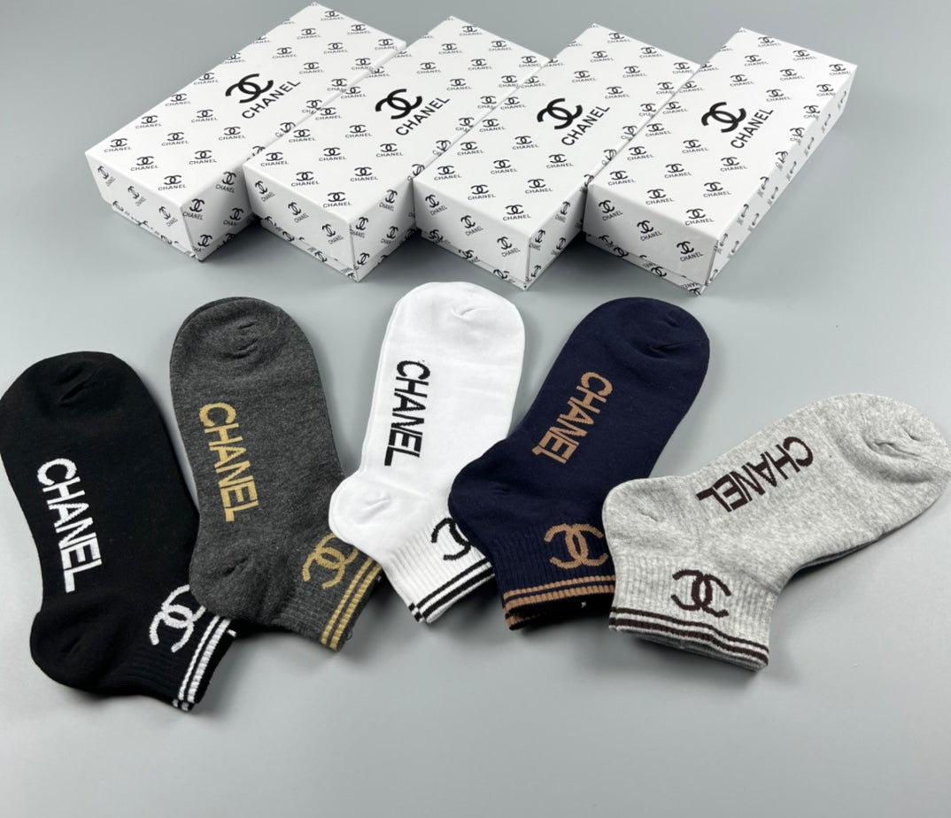 Chanel Emblem Details No-Show Socks - 5-Pair Set