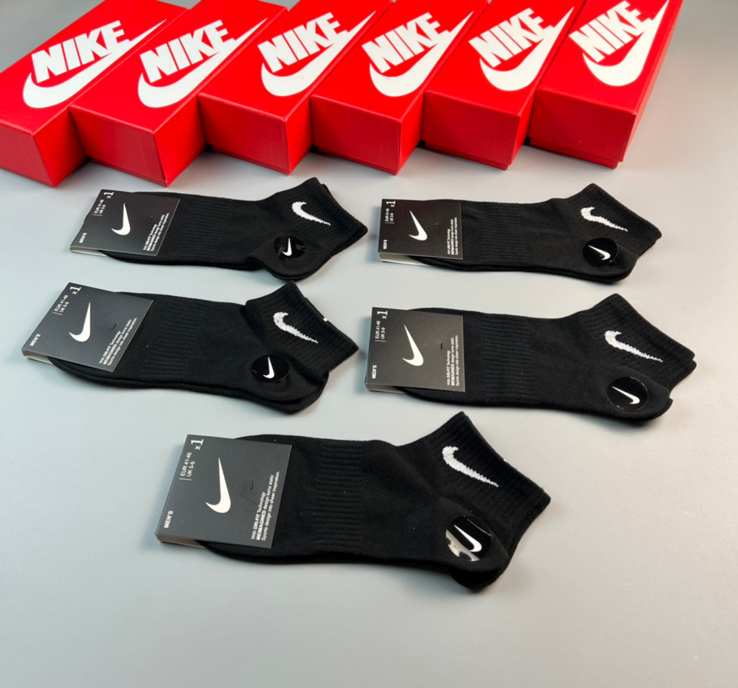 Nike Cotton Crew Socks
