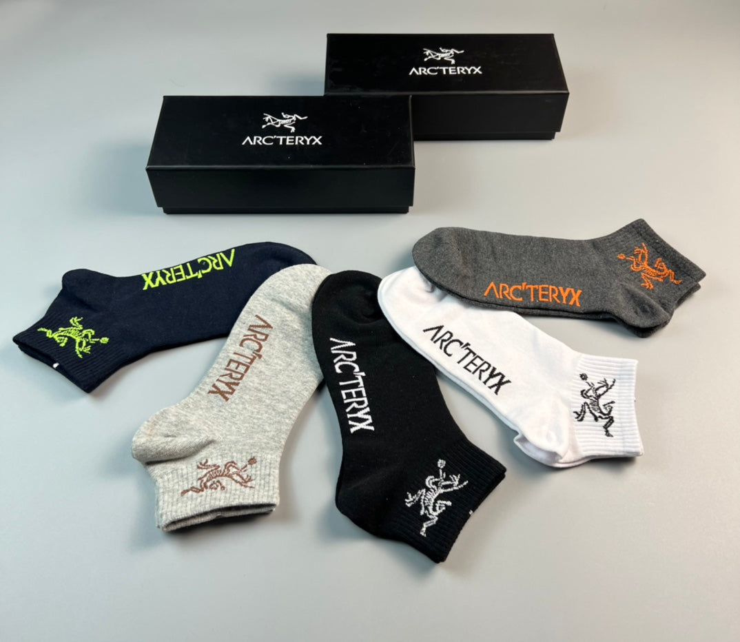 Arc'teryx Colourful Bird And Wordmark Details Crew Socks - 5-Pair Set
