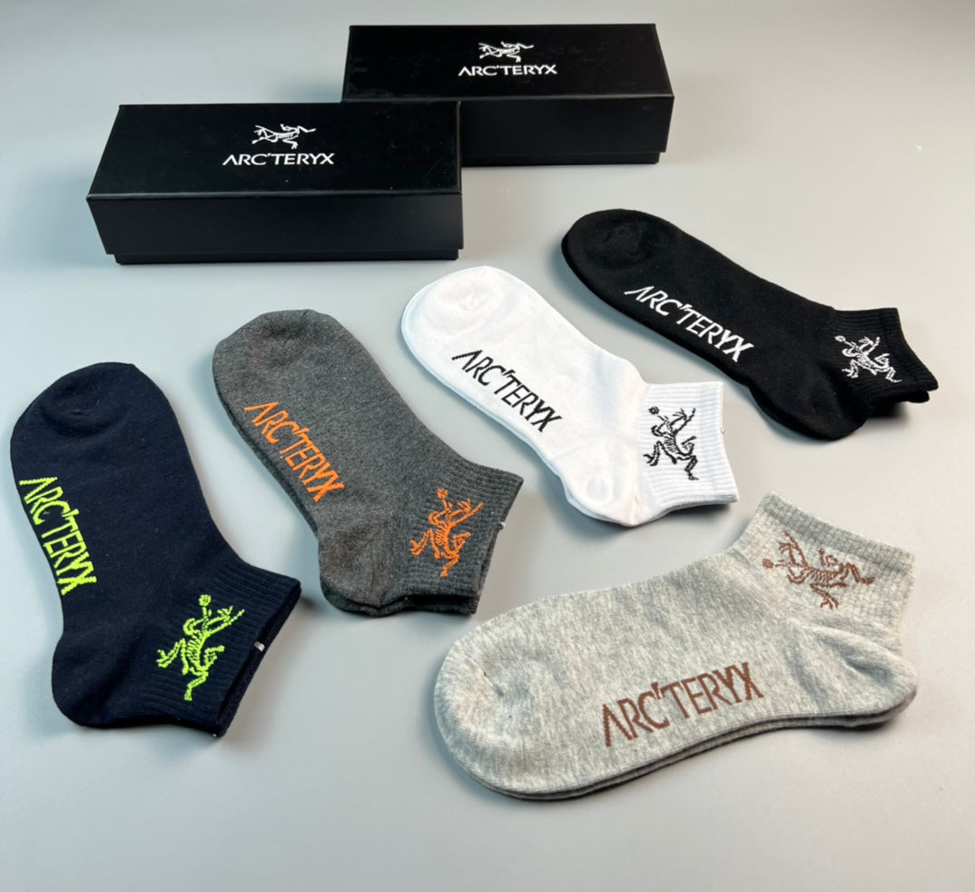 Arc'teryx Cotton Crew Socks - 5-Pair Pack
