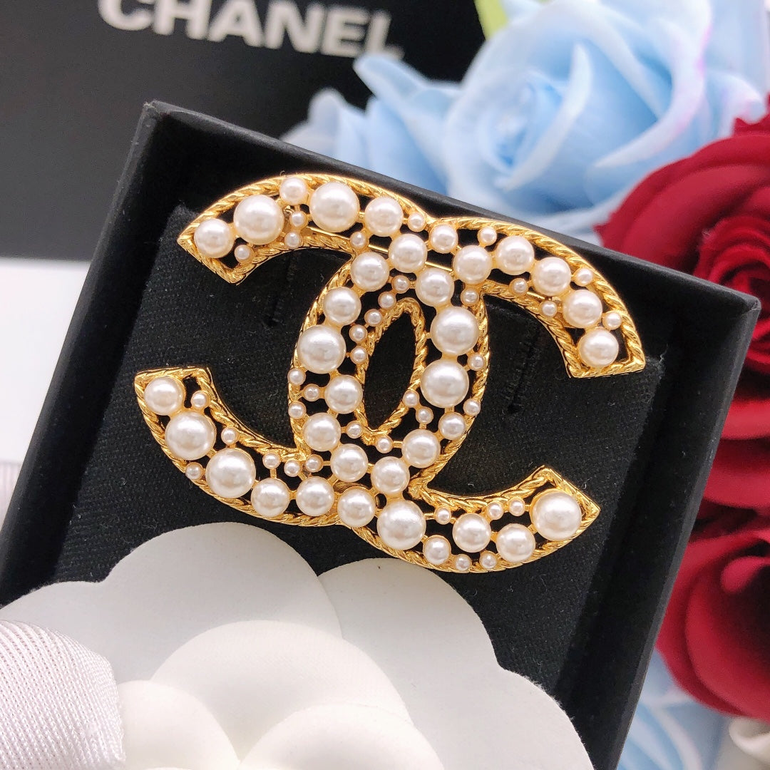 Martin Graham brooch in polished metal-tone – front product view