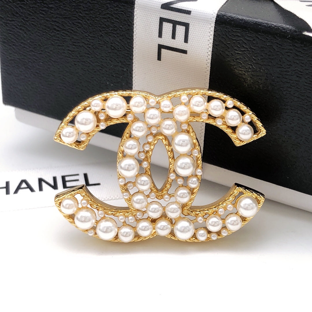 Martin Graham brooch in polished metal-tone – main product view