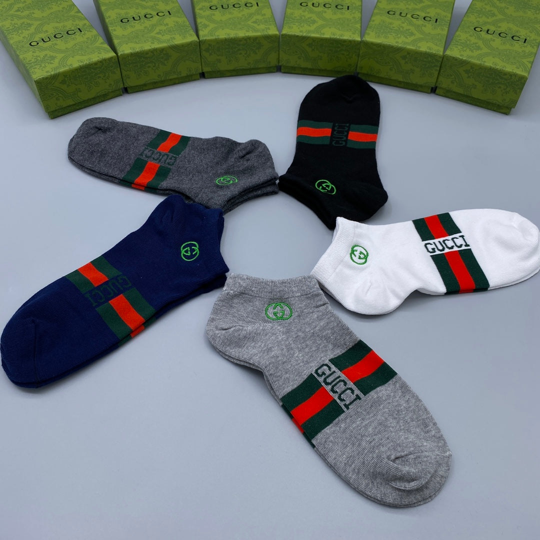 Gucci Visible Colour, Cuff And Emblem Details Crew Socks - 5-Pair Set