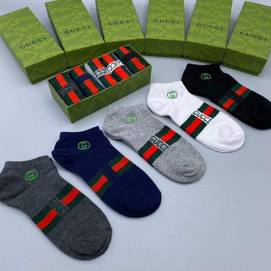 Gucci Visible Colour, Cuff And Emblem Details Crew Socks - 5-Pair Set