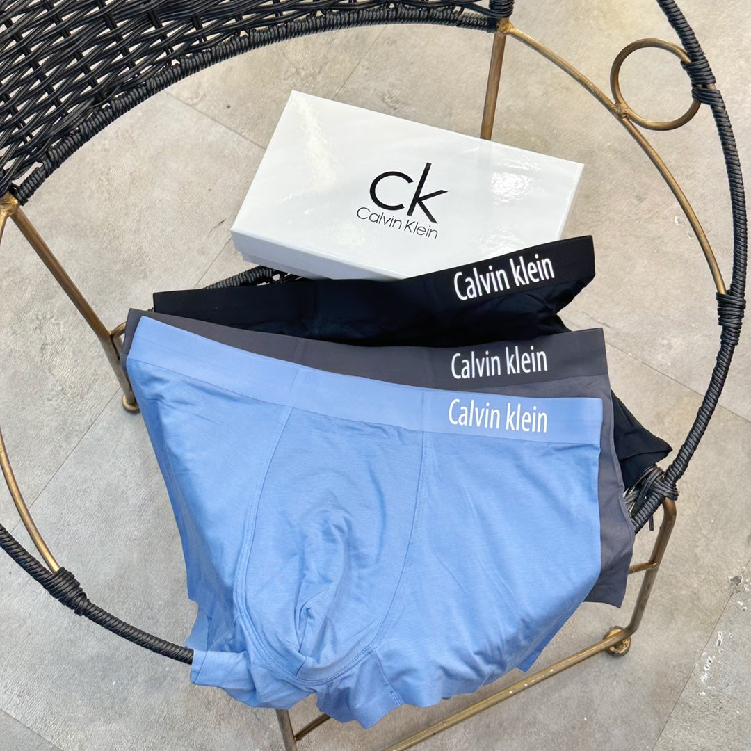 Calvin Klein Visible Branded Waistband Or Emblem Details Men's Boxer Briefs - 3-Piece Box