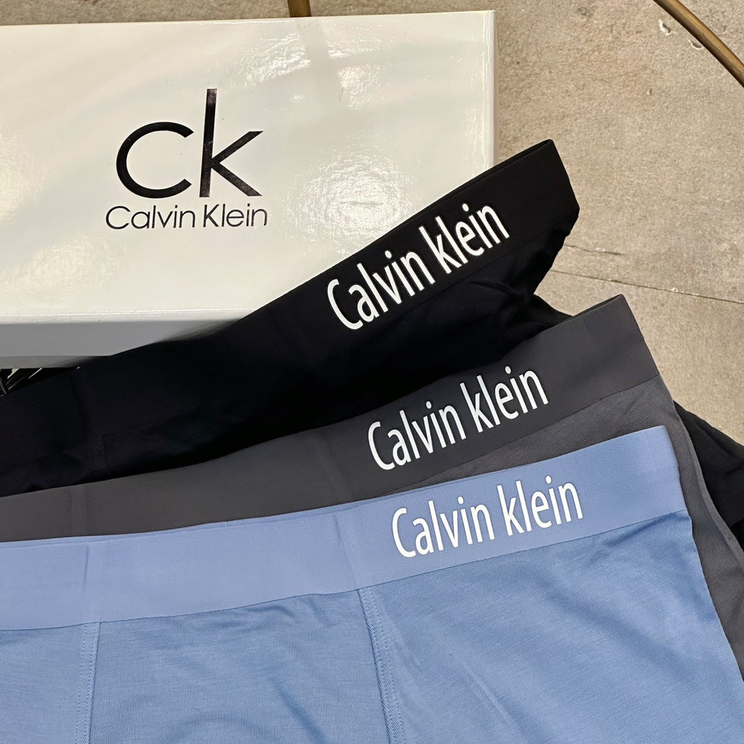 Calvin Klein Visible Branded Waistband Or Emblem Details Men's Boxer Briefs - 3-Piece Box
