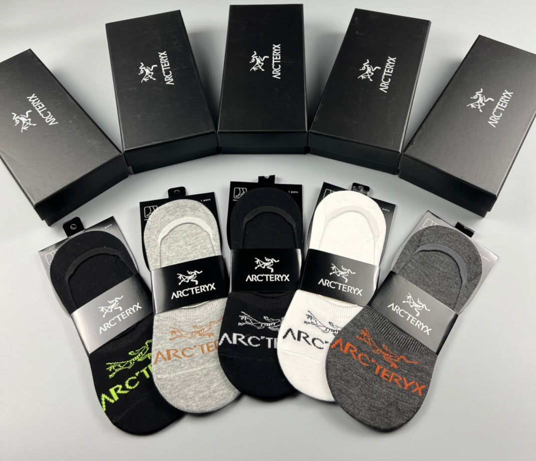Arc'teryx Cotton Contrast Wordmarks And Outdoor-Inspired Graphics No-Show Socks - 5-Pair Set