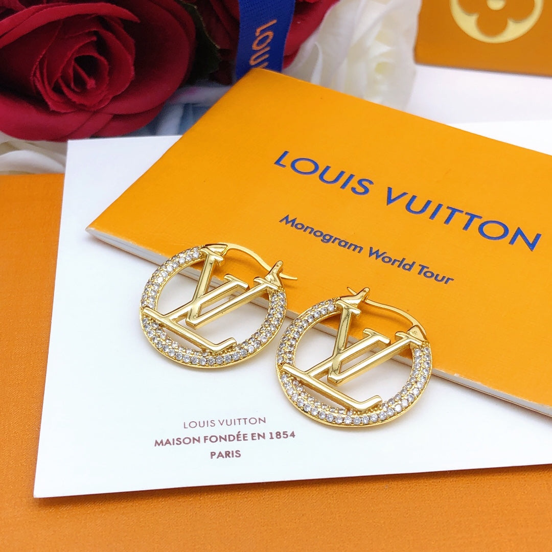 Martin Graham earrings in polished metal-tone – detail view