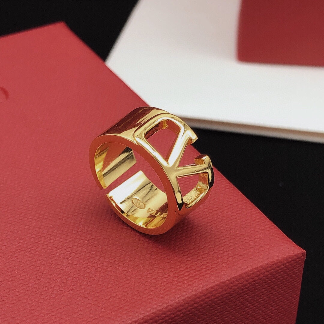 Martin Graham ring in polished metal-tone – main product view