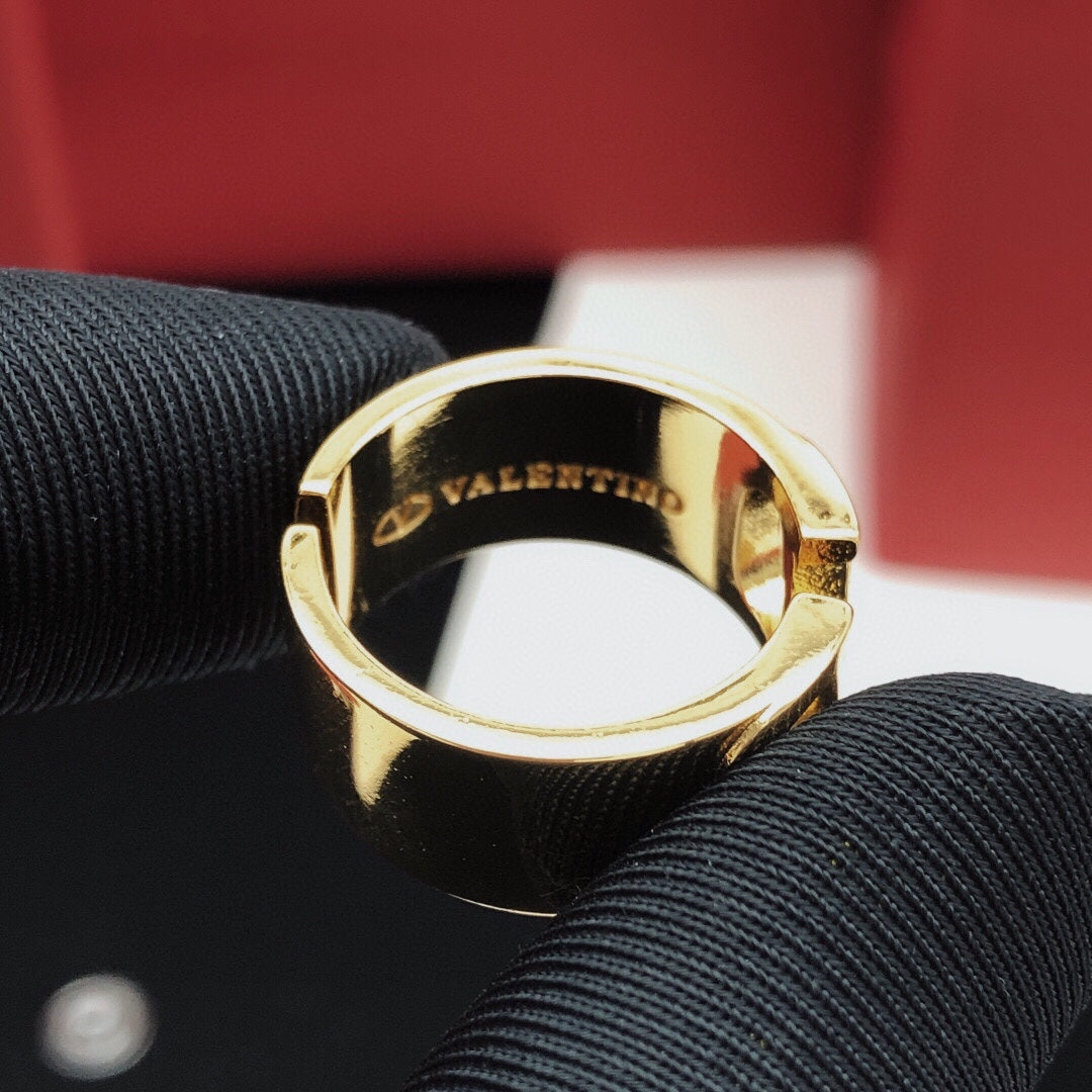 Martin Graham ring in polished metal-tone – main product view