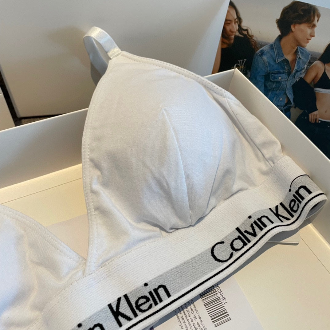 Calvin Klein Cotton Visible Colour And Waistband Details Women's Bra & Brief Set
