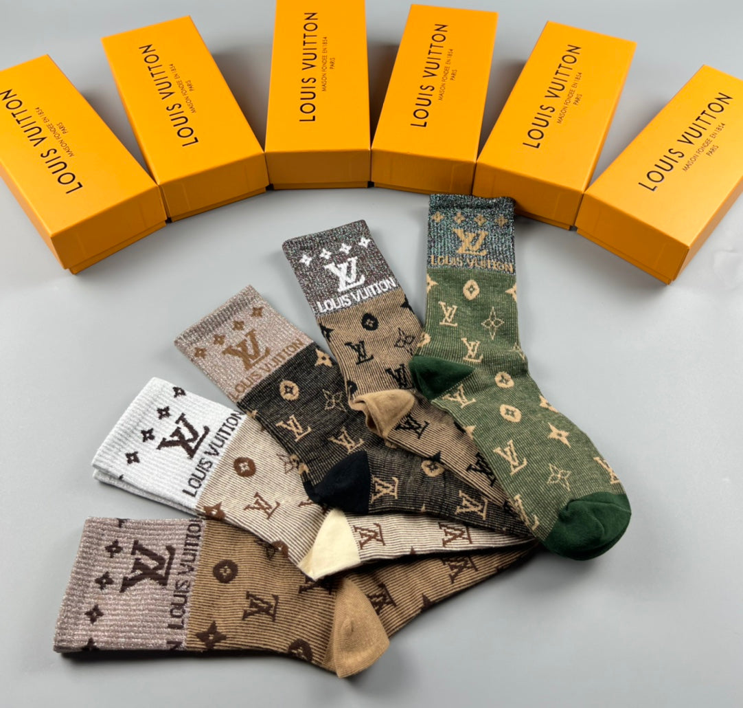Louis Vuitton Earth-Tone Monogram Crew Crew Socks 5-Pair Box
